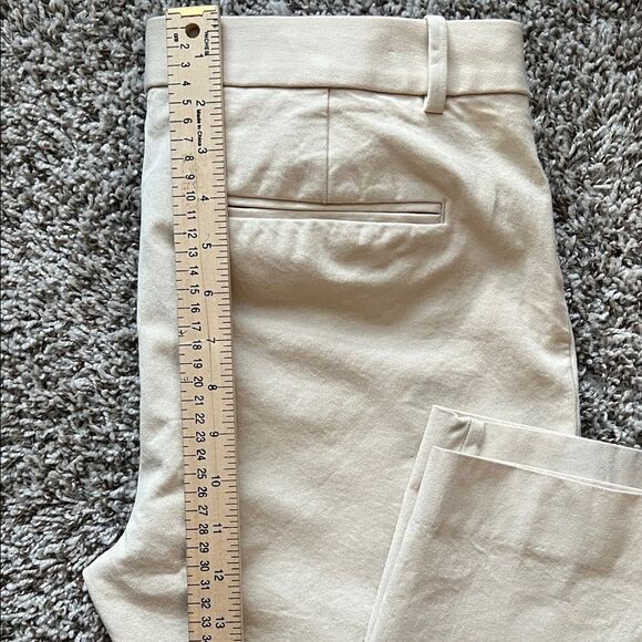 Banana Republic Women's Sloan Fit Tan in Size 12 - Picture 10 of 11